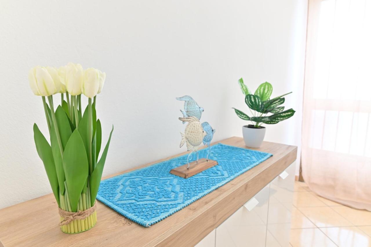 Izzhome Flamingo Pula Εξωτερικό φωτογραφία